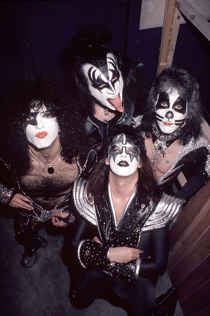 KISS